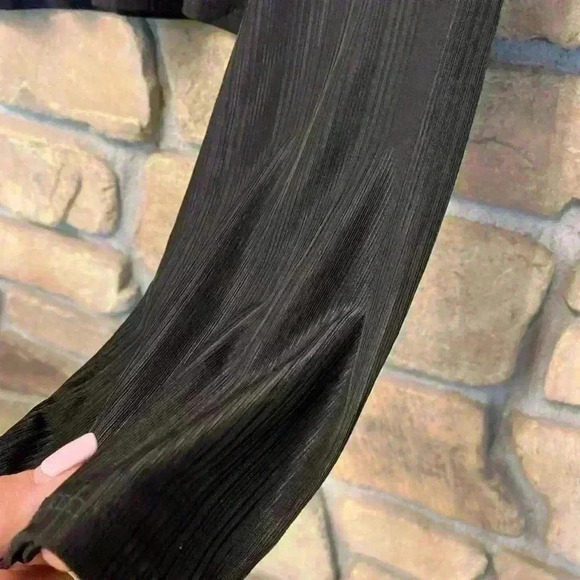 Lanston Women's Long sleeve crop black versatile New Cozy top size M - Picture 3 of 10